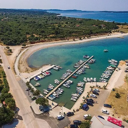 Only 250m From The Sea *