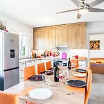 Only 250m From The Sea Peroj