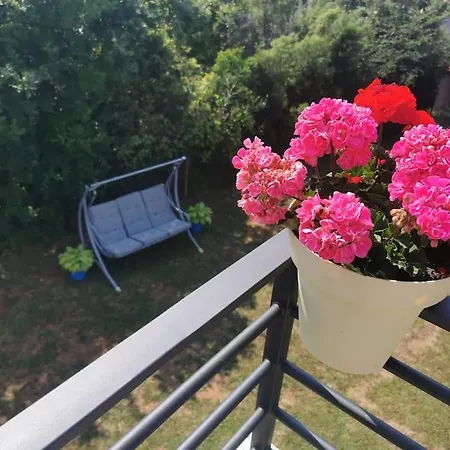 Only 250m From The Sea Peroj