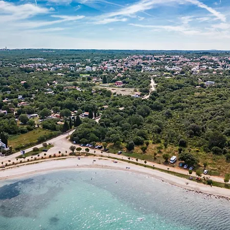 Only 250m From The Sea * Peroj