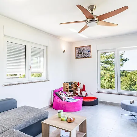 Only 250m From The Sea